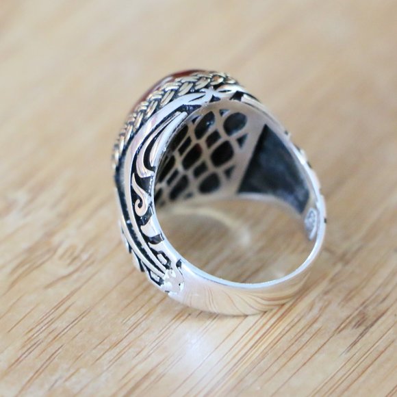925 Sterling Silver Men's Ring with Red Agate Stone - Picture 10 of 14
